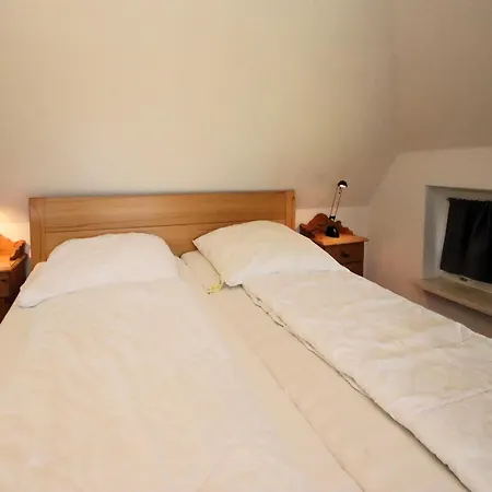 Apartment Im Reetdachhaus, *