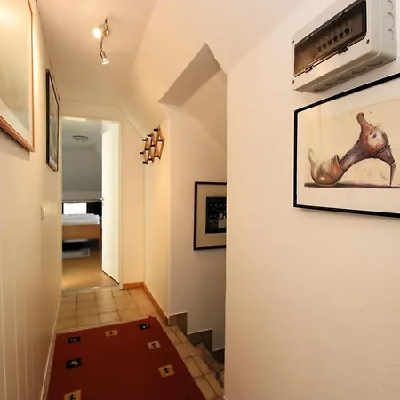 Im Reetdachhaus, Apartment *