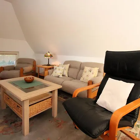 Apartment Im Reetdachhaus, *