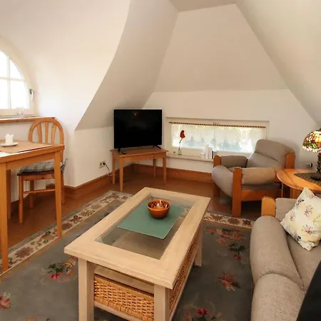 Im Reetdachhaus, Apartment *