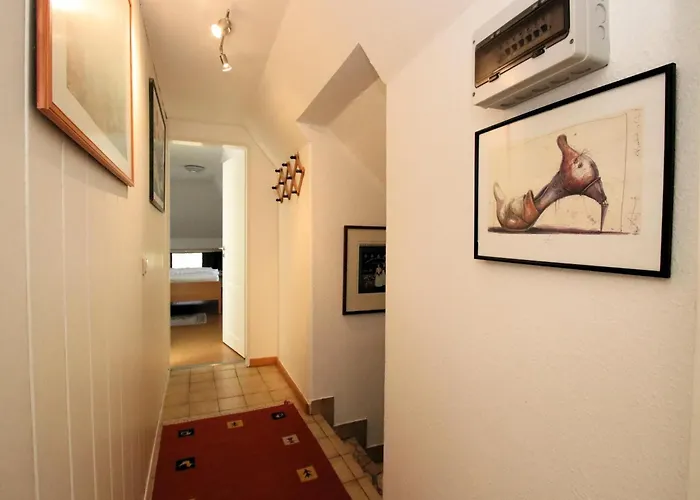 Im Reetdachhaus, Daire *